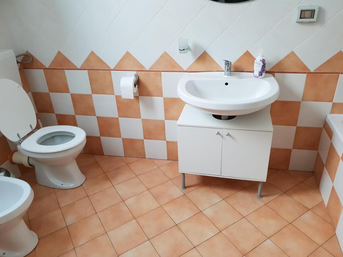 Stanze Di Leo Hotel Palermo Luaran gambar
